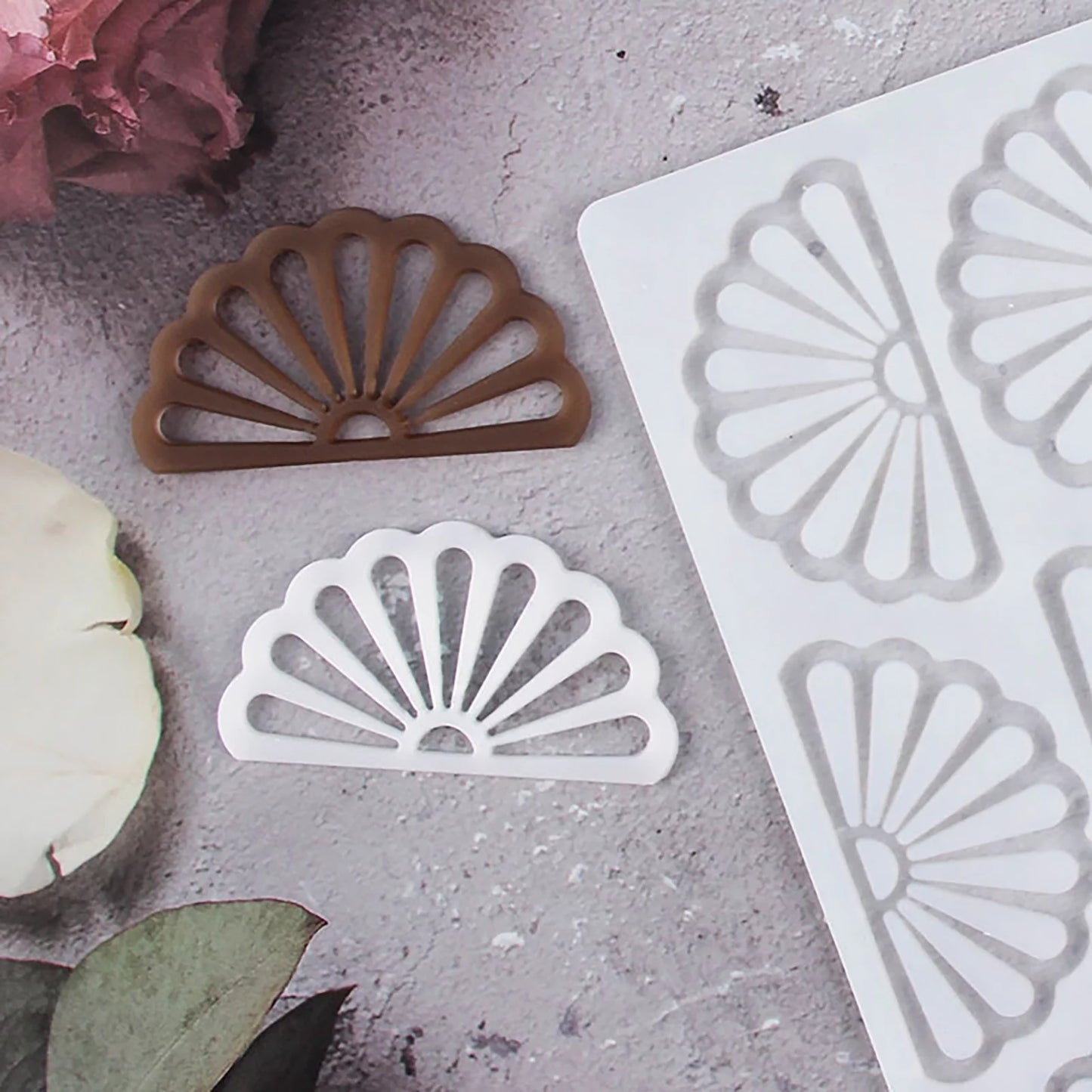 Silicon Mold Half Flower Shaped Garnishing Sheet for Cake Decoration