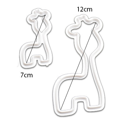 Baby Giraffe Fondant Cutter 2Pcs Set Plastic