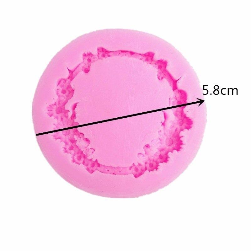Circular Wreath Silicone Fondant Cake Mold