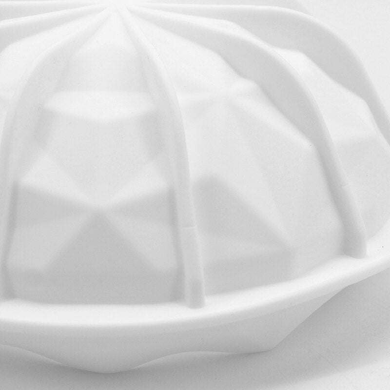 Diamond Round Pinata Silicone Baking Mold