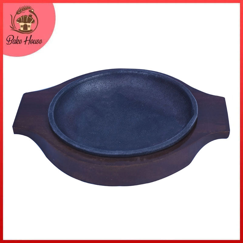 Round Cast Iron Sizzler Plate 16.5cm With Wooden Base