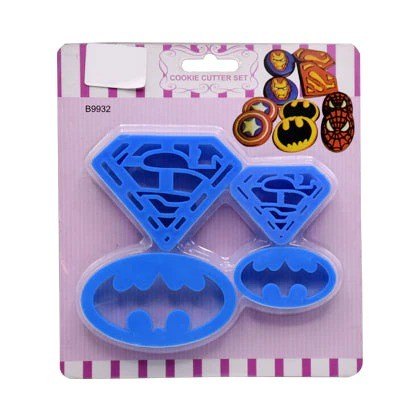 4-Piece Batman and Superman Superhero Cookie Cutter Set - Plastic