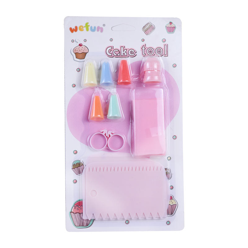 5 Nozzles Set plastic With Coupler, Icing Bag And 3 Cake Scrapers