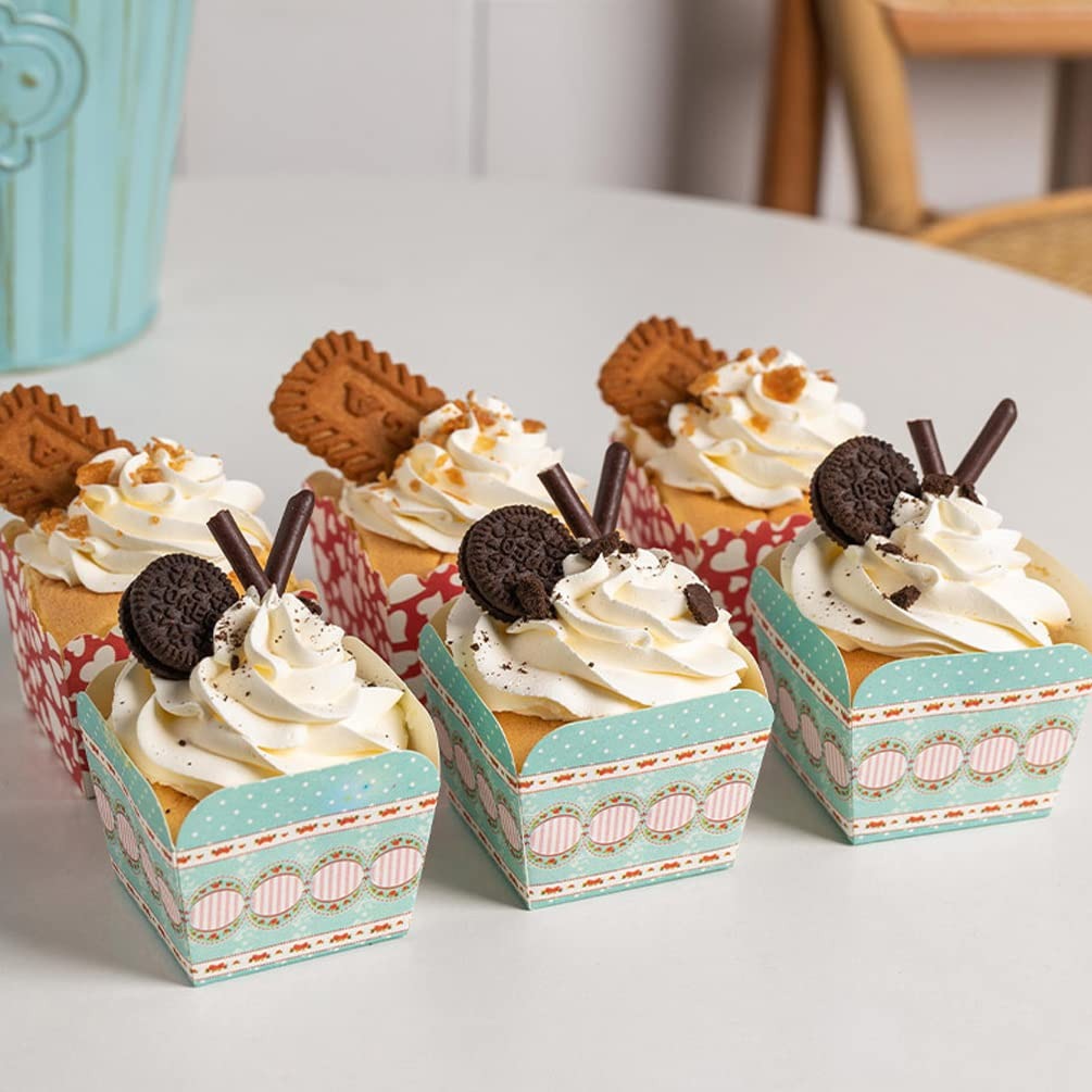 Square hotsell cupcake papers