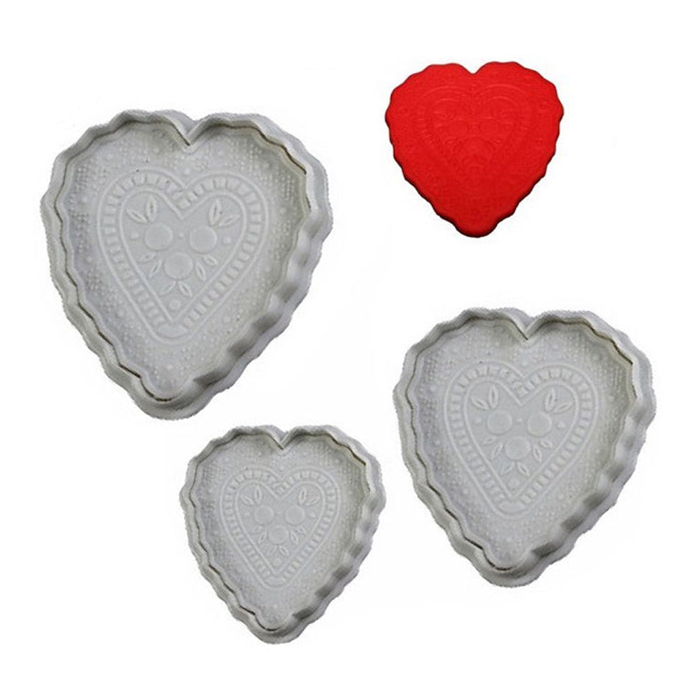 Heart With Design Emboss Plunger Cutter 3Pcs Set Plastic
