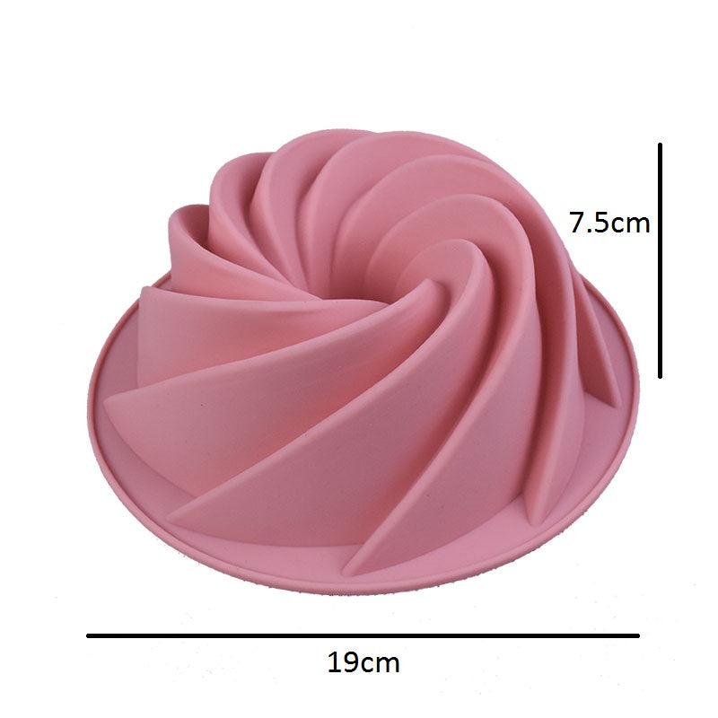 Spiral Shape Silicone Bundt Baking Mold 19cm